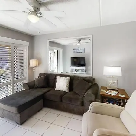 3118 Near Ocean 1St Floor Se Villa